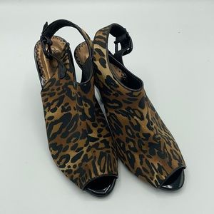 J. Renee Leopard Print Zulia Heel Size 9M